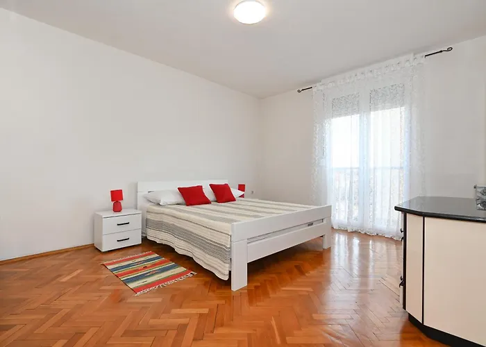 Apartman Mara *